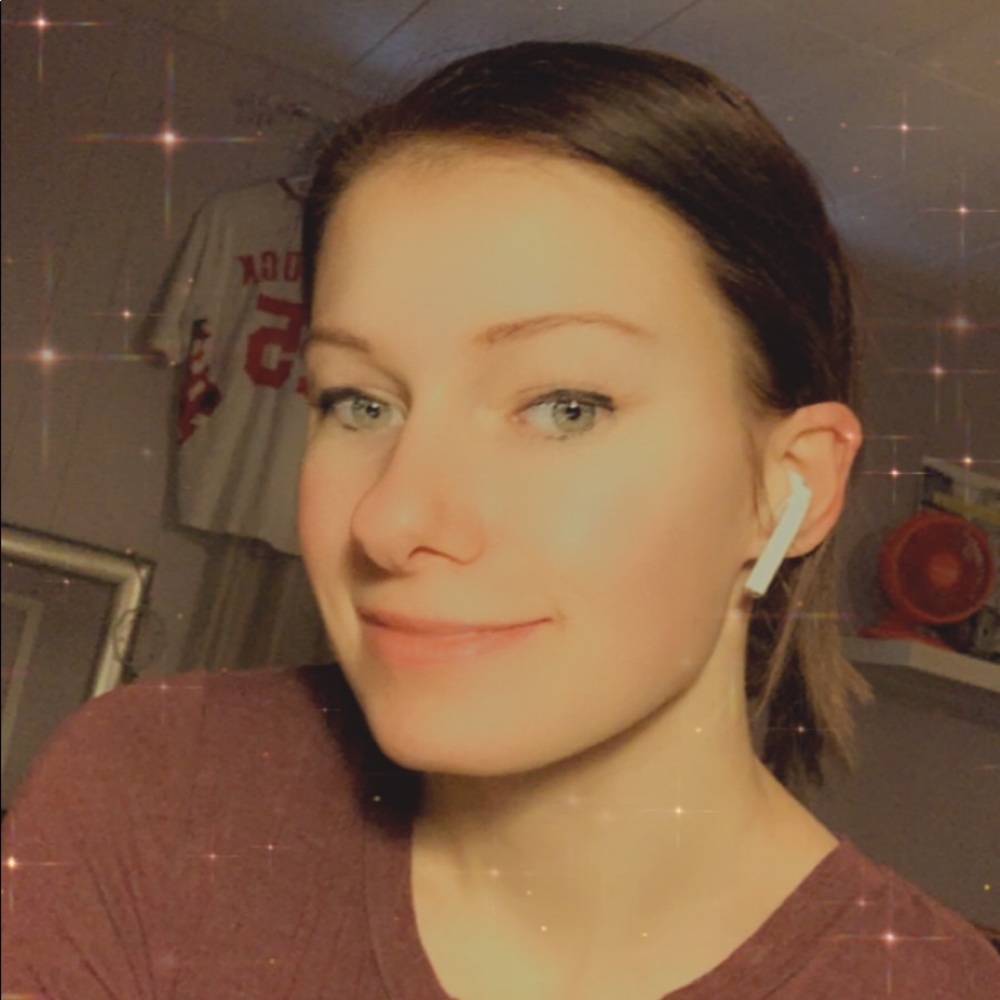 Meet your Posher, Milana